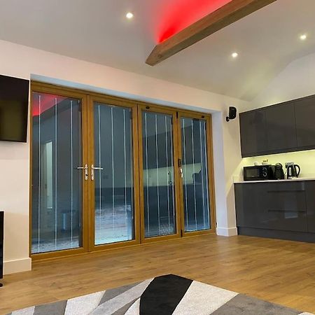 BirchangerStansted Airport Luxury Annexe With Parking.公寓 外观 照片