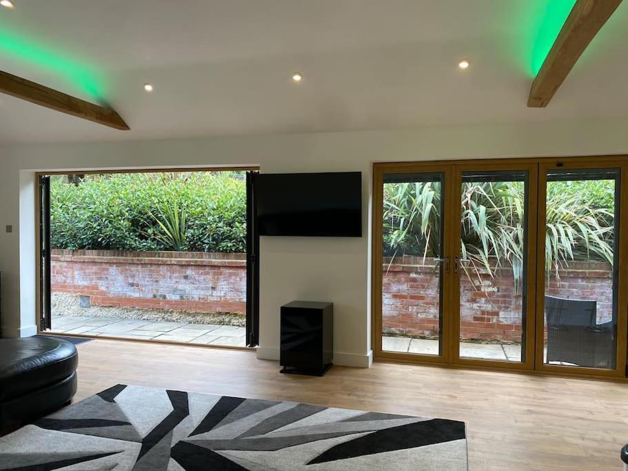 BirchangerStansted Airport Luxury Annexe With Parking.公寓 外观 照片